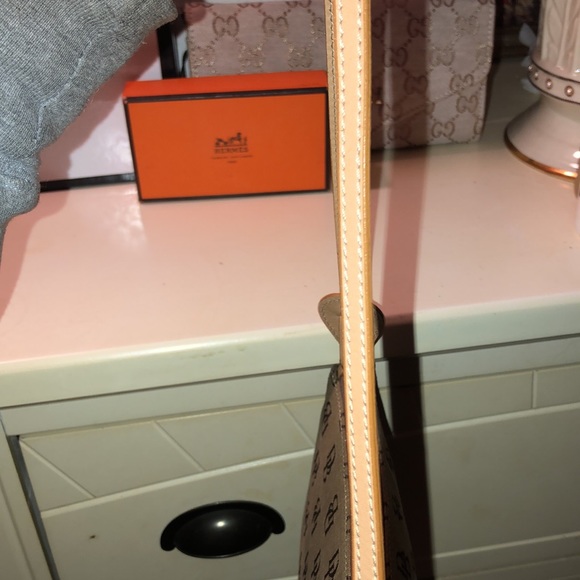 Dooney & Bourke Made in Italy Canvas Monogram Wristlet Clutch Pochette - Picture 4 of 10